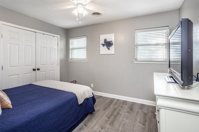 1808 College Street, Gainesville, TX 76240
