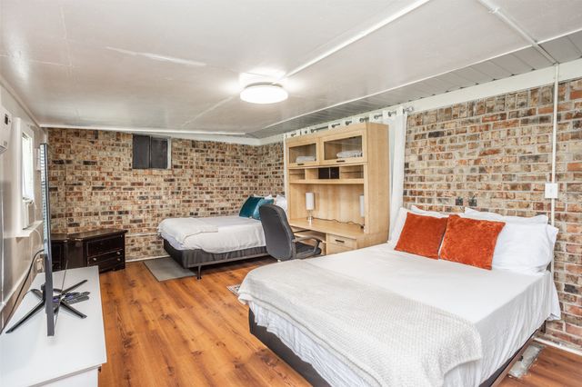 1808 College Street, Gainesville, TX 76240
