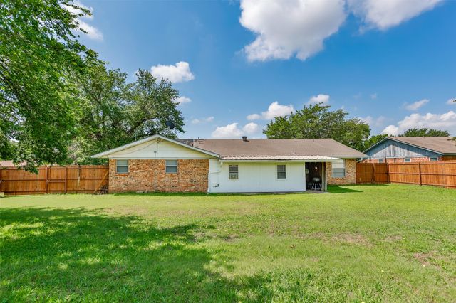 1808 College Street, Gainesville, TX 76240