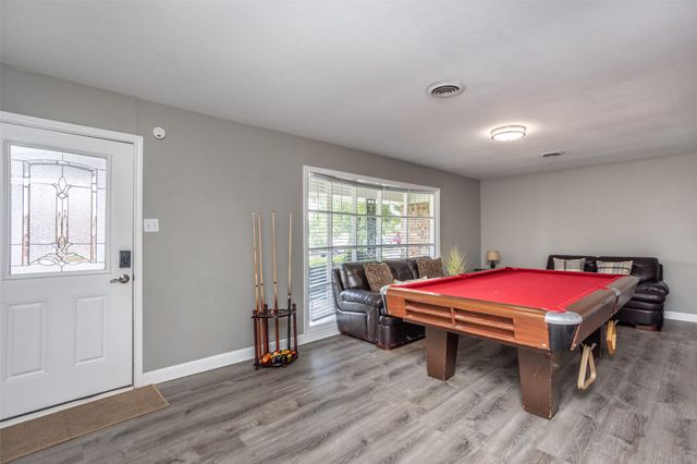 1808 College Street, Gainesville, TX 76240