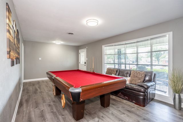 1808 College Street, Gainesville, TX 76240