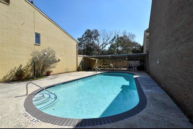 4523 Acacia Street, Bellaire, TX 77401