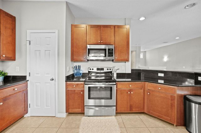 3625 BAY HEIGHTS WAY, Tampa, FL 33611