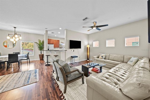 3625 BAY HEIGHTS WAY, Tampa, FL 33611