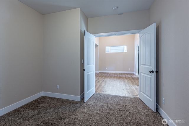 952 Burton Ray Street NE, Olympia, WA 98516