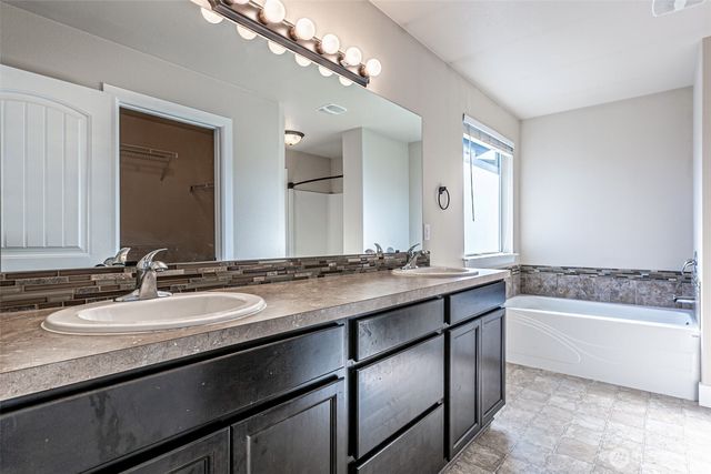 952 Burton Ray Street NE, Olympia, WA 98516