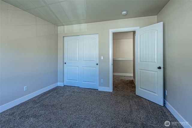 952 Burton Ray Street NE, Olympia, WA 98516