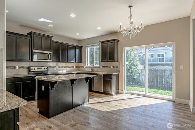 952 Burton Ray Street NE, Olympia, WA 98516