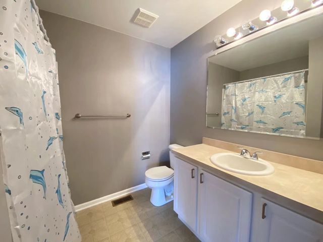 2279 Barrington Drive E 2279, Aurora, IL 60503