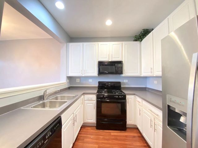 2279 Barrington Drive E 2279, Aurora, IL 60503
