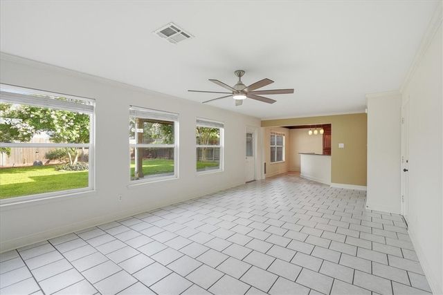 3105 Edmonton Dr, Corpus Christi, TX 78414