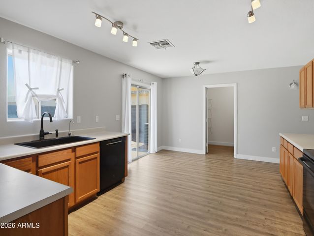 1905 E COWBOY COVE Trail, San Tan Valley, AZ 85143