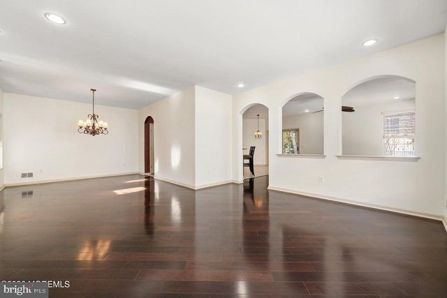 27 MISSION WAY, Barnegat, NJ 08005