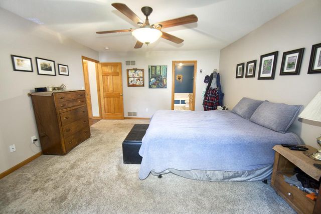 625 Chadwick DRIVE, Watertown, WI 53094