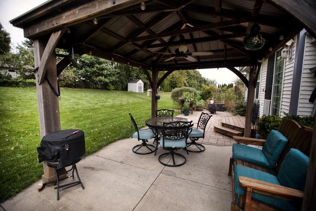 625 Chadwick DRIVE, Watertown, WI 53094