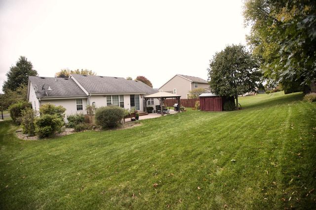 625 Chadwick DRIVE, Watertown, WI 53094