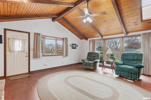 3229 37TH Street, Rock Island, IL 61201