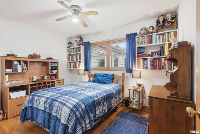 3229 37TH Street, Rock Island, IL 61201