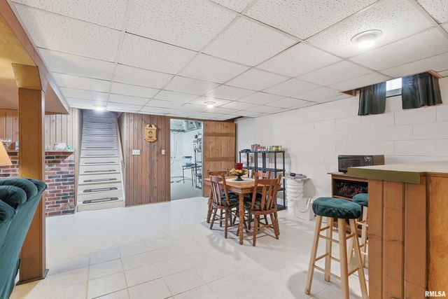 3229 37TH Street, Rock Island, IL 61201