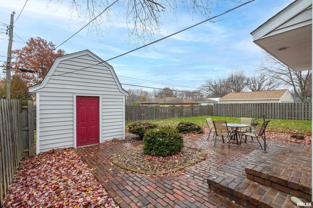 3229 37TH Street, Rock Island, IL 61201