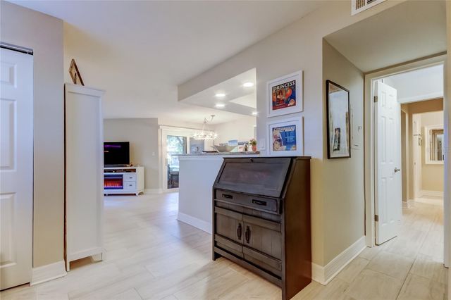 1407 LENNOX ROAD E 1407, Palm Harbor, FL 34683