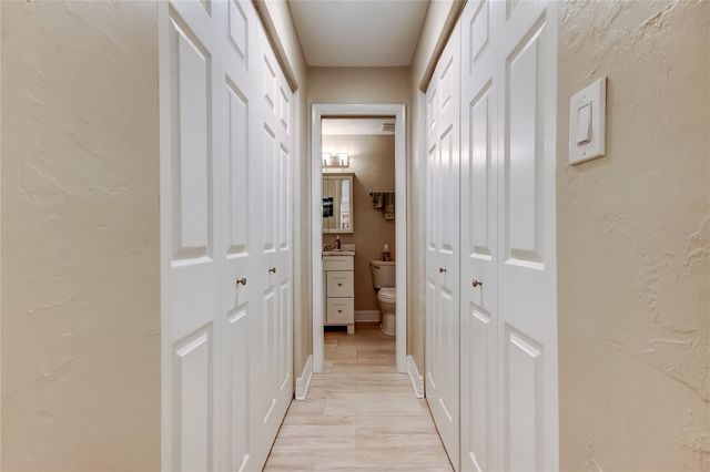 1407 LENNOX ROAD E 1407, Palm Harbor, FL 34683