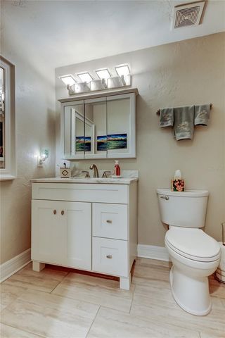 1407 LENNOX ROAD E 1407, Palm Harbor, FL 34683