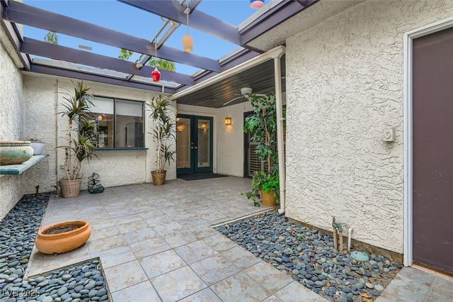 2543 Laconia Avenue, Las Vegas, NV 89121