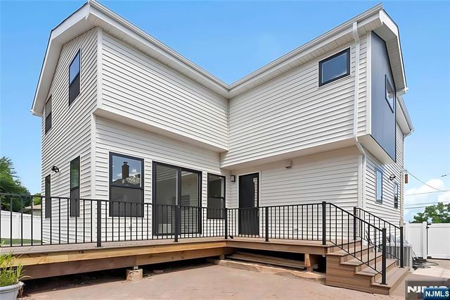 151 Prospect Street, Hasbrouck Heights, NJ 07604