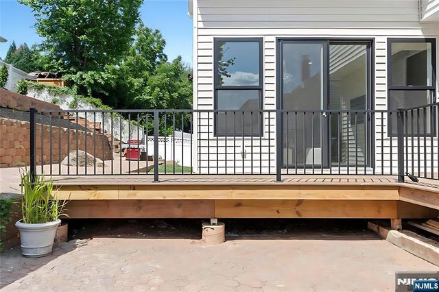 151 Prospect Street, Hasbrouck Heights, NJ 07604