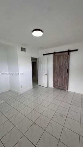 110 NW 198th St, Miami Gardens, FL 33169