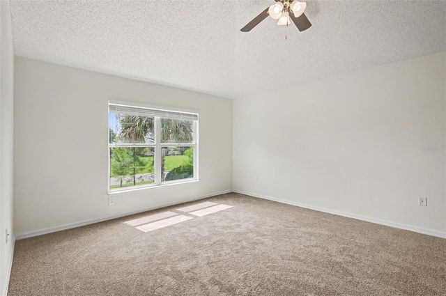 1093 AMANDA KAY CIRCLE, Sanford, FL 32771