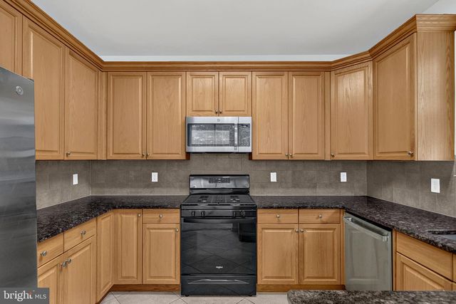 627 MASTERSON CT, Ewing Twp, NJ 08618