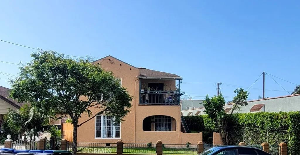 1310 E Hellman, Long Beach, CA 90813