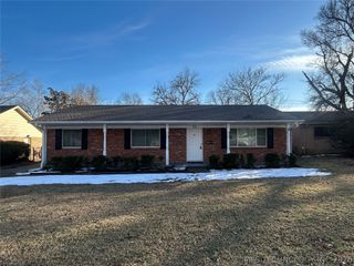 5406 E 25th Place, Tulsa, OK 74114