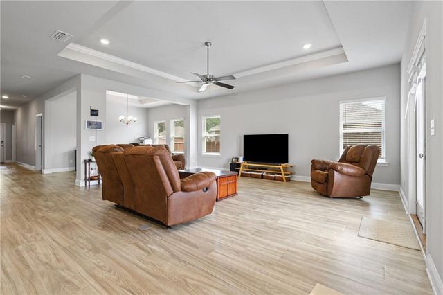 2183 Meadowview Loop E, Semmes, AL 36575