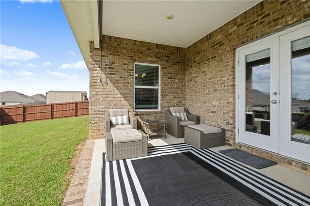 2183 Meadowview Loop E, Semmes, AL 36575