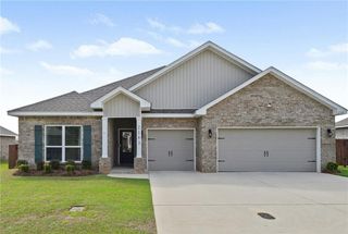2183 Meadowview Loop E, Semmes, AL 36575