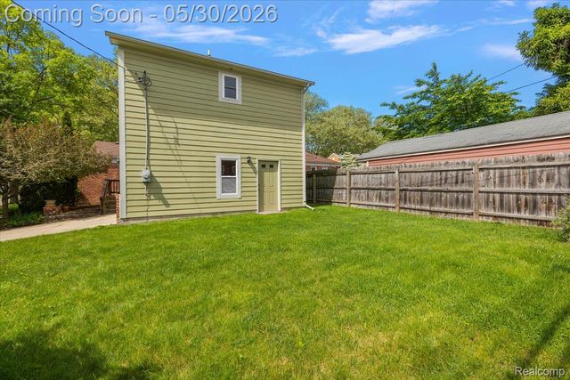 1493 E Melton Road, Birmingham, MI 48009