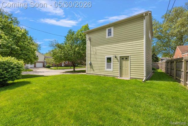 1493 E Melton Road, Birmingham, MI 48009