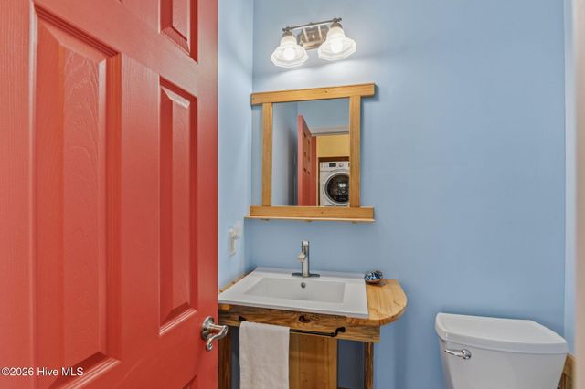 115 Sea Oats Drive, Emerald Isle, NC 28594