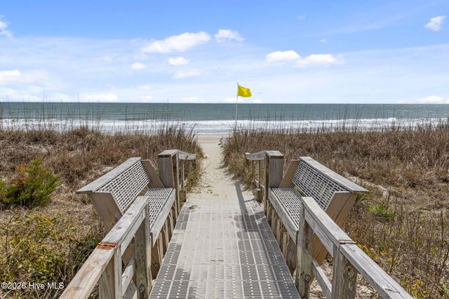 115 Sea Oats Drive, Emerald Isle, NC 28594