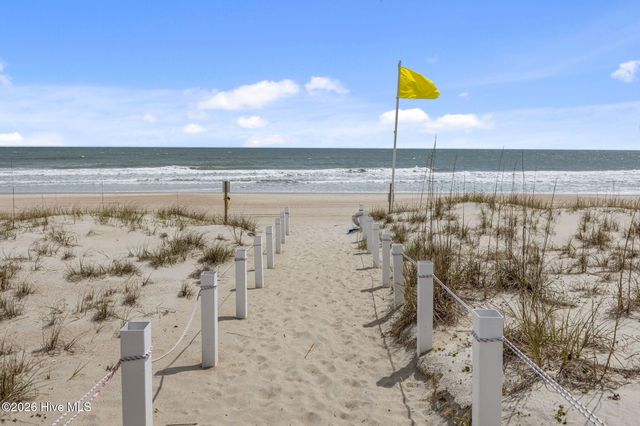 115 Sea Oats Drive, Emerald Isle, NC 28594