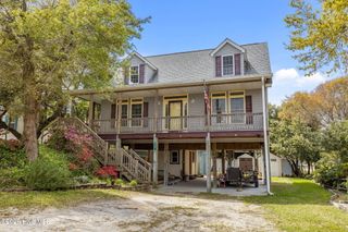 115 Sea Oats Drive, Emerald Isle, NC 28594