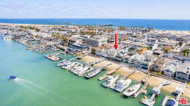 421 E Edgewater Avenue, Newport Beach, CA 92661