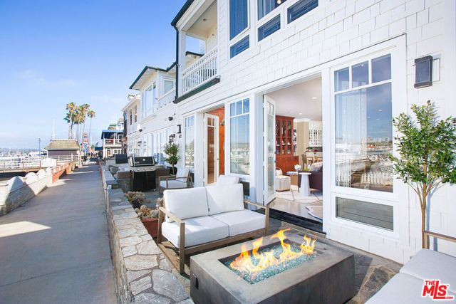 421 E Edgewater Avenue, Newport Beach, CA 92661
