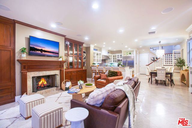 421 E Edgewater Avenue, Newport Beach, CA 92661