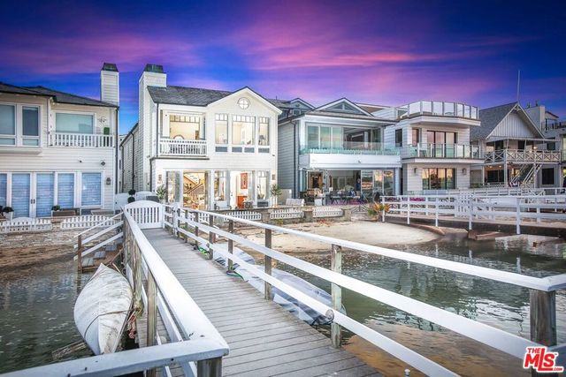 421 E Edgewater Avenue, Newport Beach, CA 92661