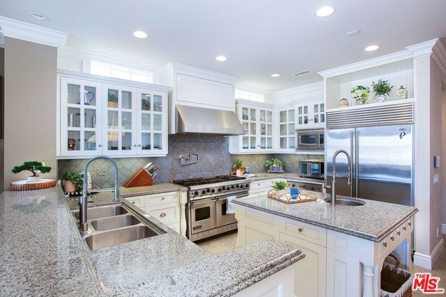 421 E Edgewater Avenue, Newport Beach, CA 92661