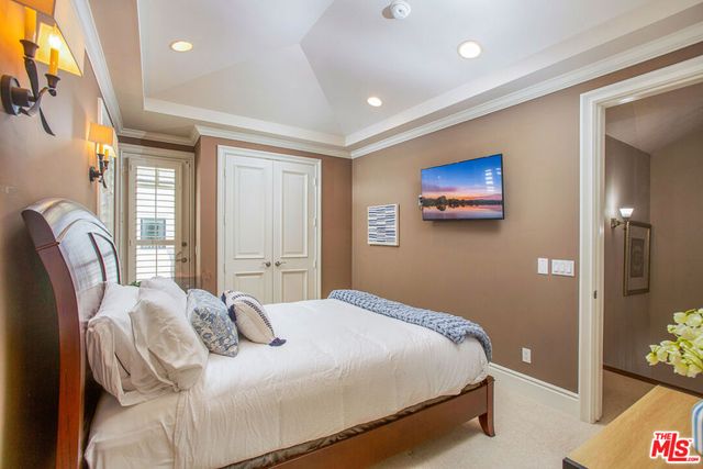 421 E Edgewater Avenue, Newport Beach, CA 92661